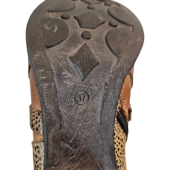 Miz Mooz Womens Verona Collection Leather Ankle Booties Sz 37 Boho Chic Rugged - Picture 8 of 10